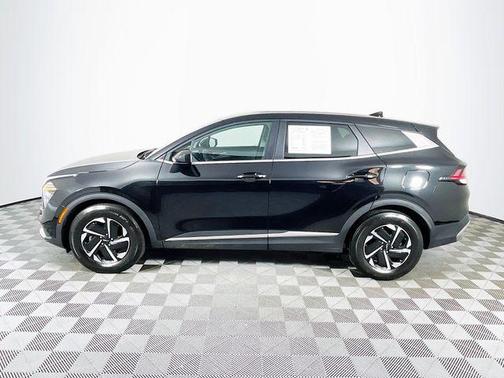 2024 Kia Sportage Hybrid LX