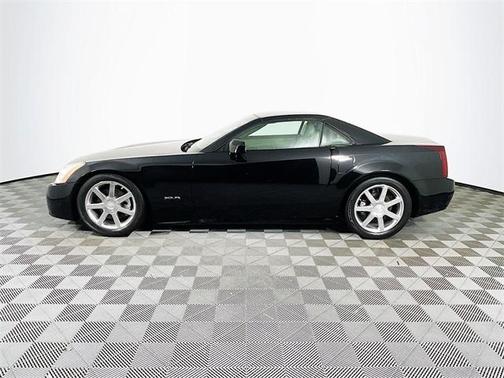 2004 Cadillac XLR Base