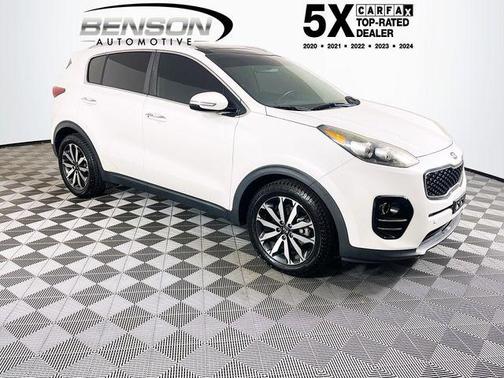Snow White Pearl 2017 Kia Sportage EX