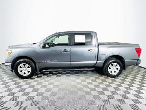 Gun Metallic 2018 Nissan Titan SV
