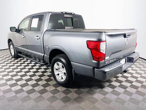 Gun Metallic 2018 Nissan Titan SV