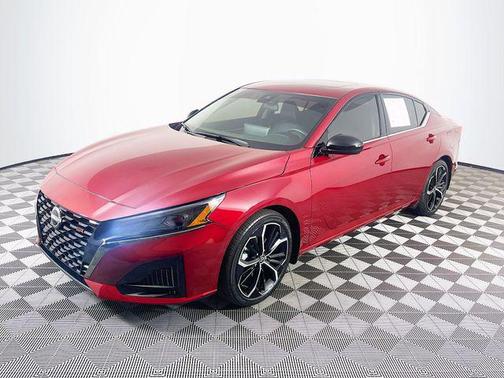 Scarlet Ember Tintcoat 2023 Nissan Altima SR FWD