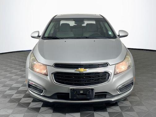 Silver Ice Metallic 2015 Chevrolet Cruze 1LT
