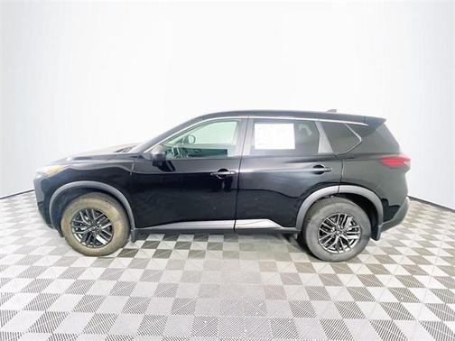 2022 Nissan Rogue S