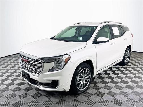 2024 GMC Terrain Denali
