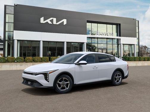 Pearl 2026 Kia K4 LXS