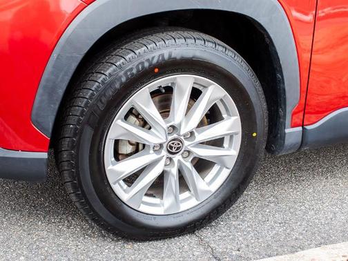 2022 Toyota Corolla Cross LE