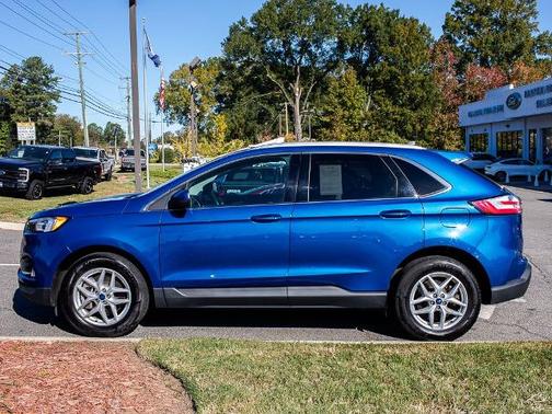 2022 Ford Edge SEL