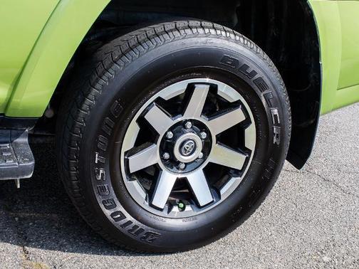 Lime 2023 Toyota 4Runner TRD OFF ROAD PREMIUM