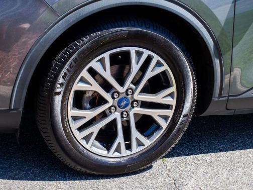 CARBONIZED GRAY 2021 Ford Escape SEL