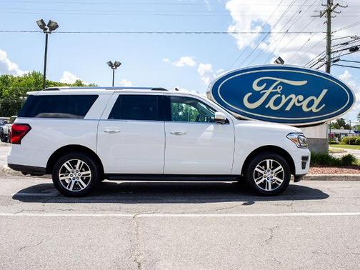 OXFORD WHITE 2024 Ford Expedition LIMITED