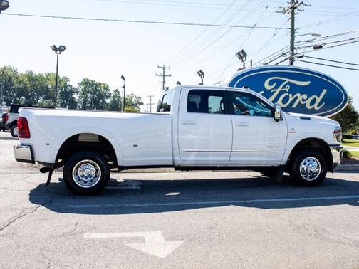 Bright White Clearcoat 2025 RAM 3500 LIMITED