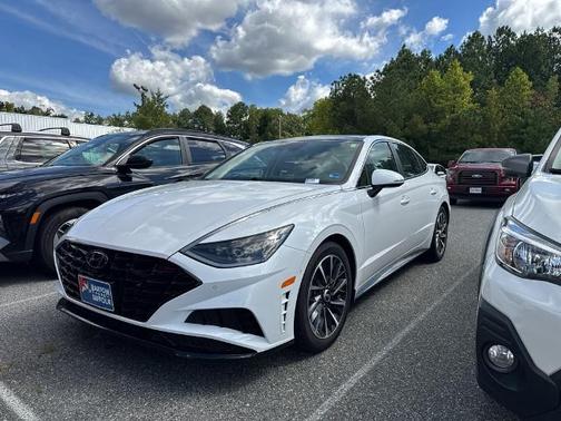 White 2023 Hyundai SONATA LIMITED