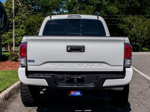 2023 Toyota Tacoma TRD SPORT