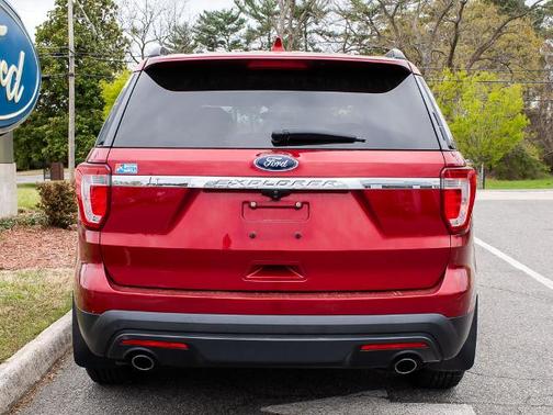 RUBY RED METALLIC TINTED CC 2017 Ford Explorer BASE