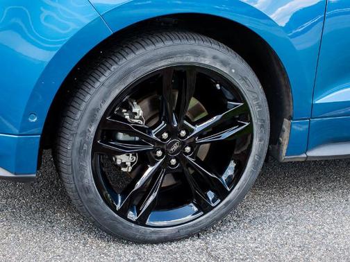FORD PERFORMANCE BLUE MET 2020 Ford Edge ST