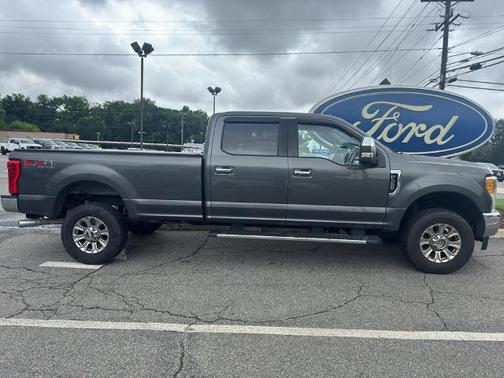 2017 Ford F-350 LARIAT SUPER DUTY