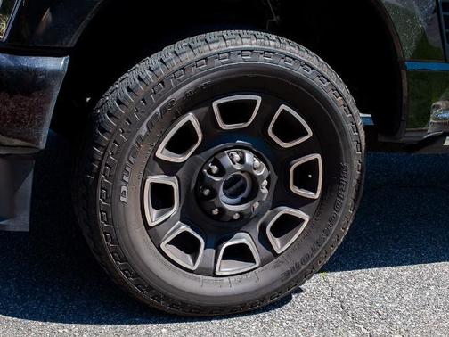AGATE BLACK 2024 Ford F-350 PLATINUM