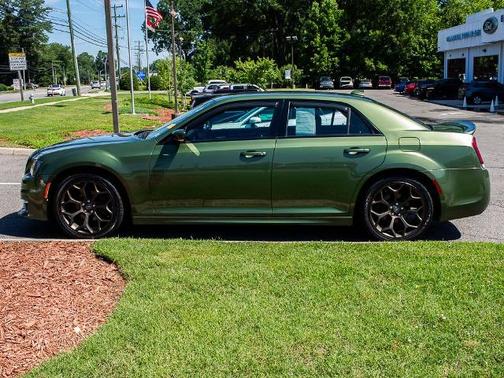 2018 Chrysler 300 S