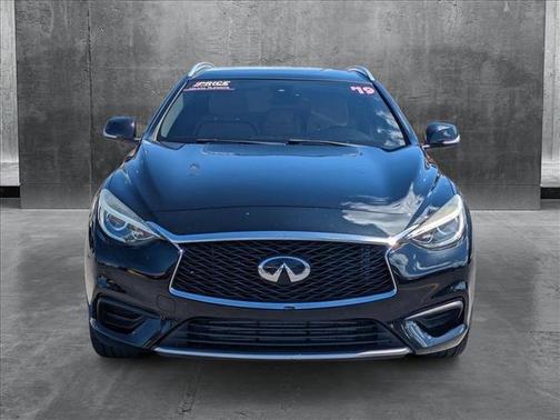 2019 INFINITI QX30 LUXE