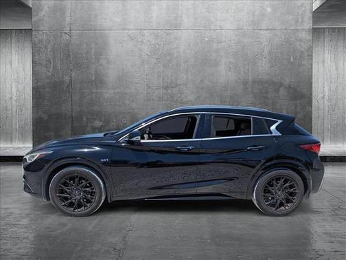 2019 INFINITI QX30 LUXE