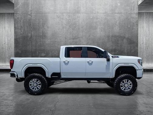 2021 GMC Sierra 2500 AT4