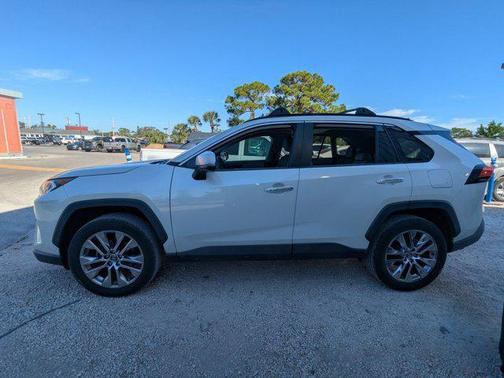2020 Toyota RAV4 Limited