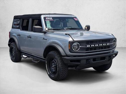 Iconic Silver Metallic 2022 Ford Bronco Black Diamond