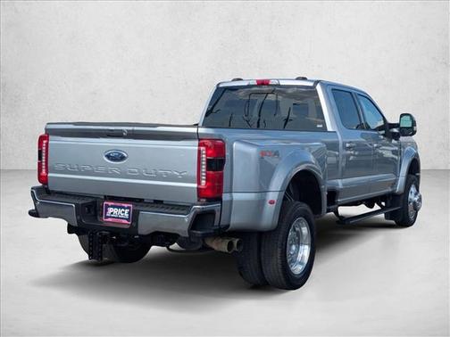 2023 Ford F-450 Lariat