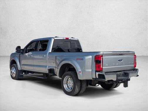 2023 Ford F-450 Lariat