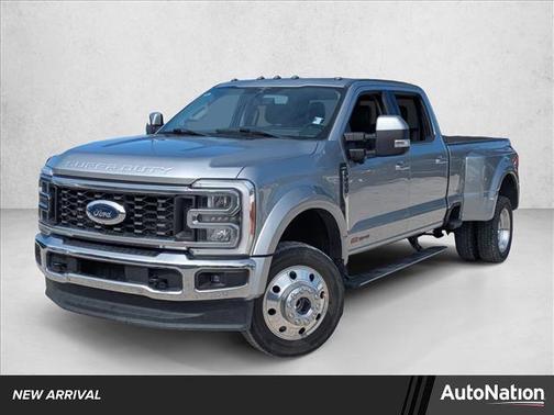 2023 Ford F-450 Lariat
