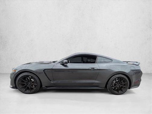 2019 Ford Shelby GT350 Base
