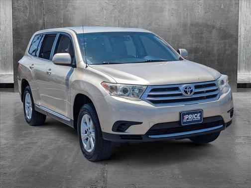 2012 Toyota Highlander Base