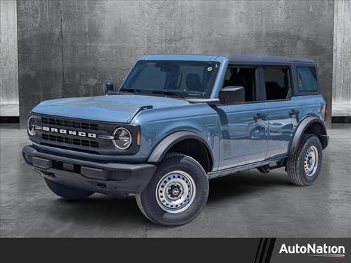 2025 Ford Bronco Base 4 Door 4x4