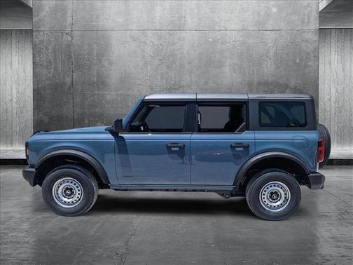 2025 Ford Bronco Base 4 Door 4x4