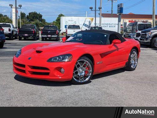 2004 Dodge Viper SRT10