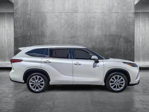 2021 Toyota Highlander Hybrid Limited