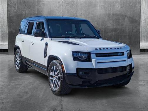 2024 Land Rover Defender 110 P400 X-Dynamic SE