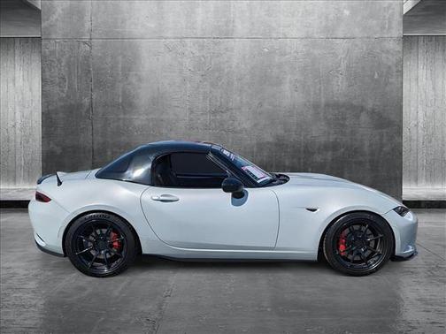 2016 Mazda MX-5 Miata Club