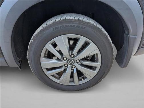 2022 Nissan Pathfinder SV 2WD