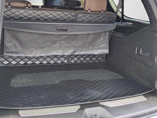 Sterling Gray Metallic 2024 Chevrolet Suburban 2WD High Country