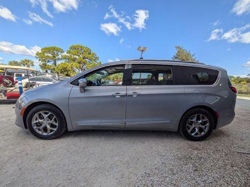 2019 Chrysler Pacifica Limited