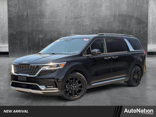 2022 Kia Carnival SX