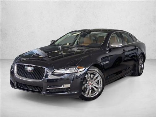 2019 Jaguar XJ R-Sport