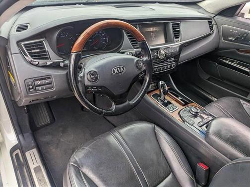 2015 Kia K900 Luxury