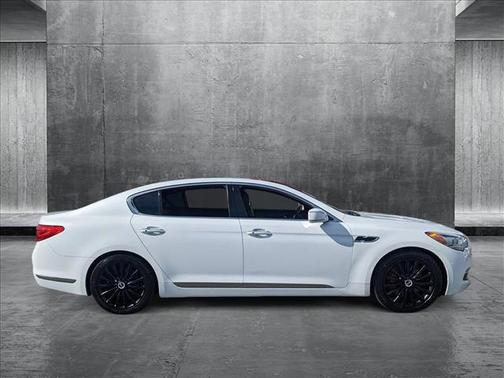2015 Kia K900 Luxury