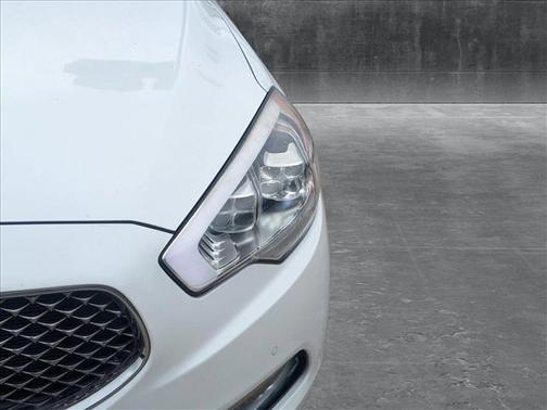2015 Kia K900 Luxury