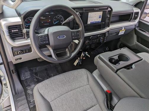2025 Ford F-250 XL