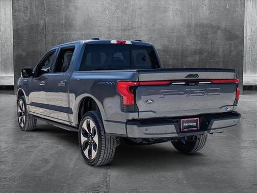 2025 Ford F-150 Lightning Platinum