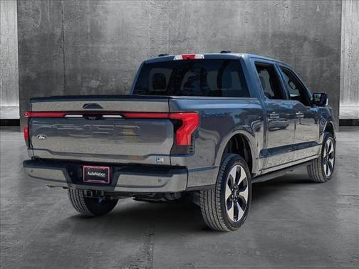 2025 Ford F-150 Lightning Platinum